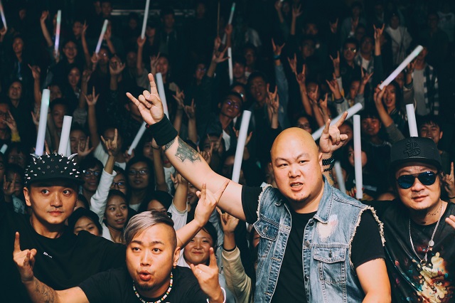 【音乐节·无边】rock寒流轰炸信院 走近摇滚PG one——