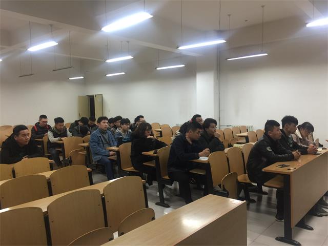 【辅导员说完满】文明守纪树良风 安全教育我先行——机电工程系2015级举办安全警示教育会议