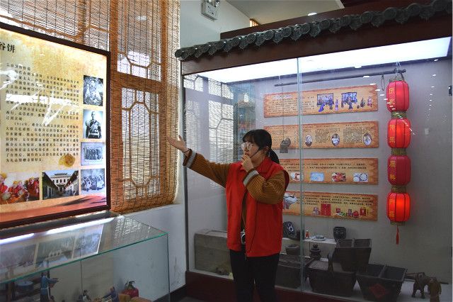 【信院力量·青联】志愿助力雷锋月 青春书写温暖情