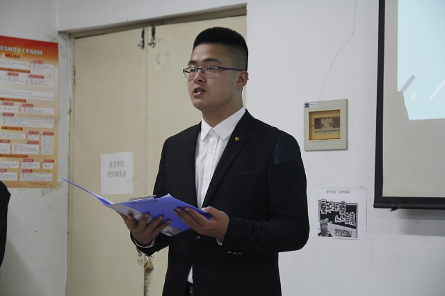 回顾历史总结经验 团结协力共筑辉煌——食品与环境学院第七届学生会优秀部门答辩