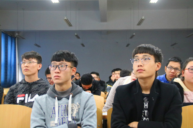 【辅导员说完满】畅饮青春 放飞梦想——智能工程学院15级辅导员说完满