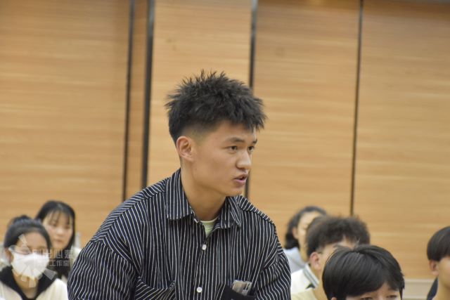 国旗班在行动第82期:心向国旗 蓄势而行