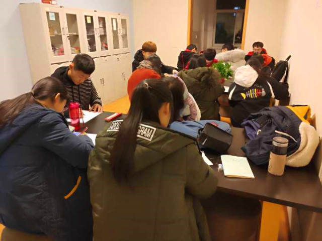 【完满班级】创意造言 多彩生活——智能工程学院17级完满班级活动集锦(六十二)