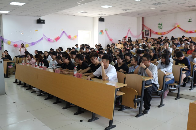 【学长计划】第444期:趁你还年轻 别辜负岁月——环科系学长计划第50期、51期:“陌上花开”
