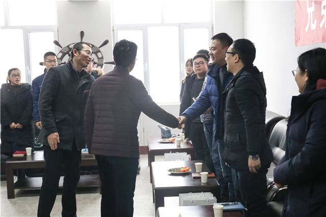 【信院力量·团学信息中心】逆风飞翔 梦暖寒冬