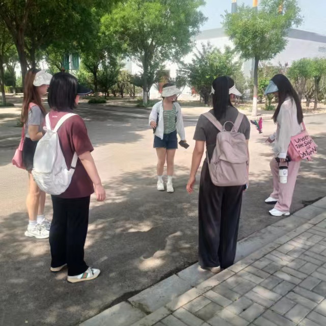 【完满团支部】乱花“毽”欲迷人眼——淬炼·国际商学院财务（专升本）2206班完满团支部活动