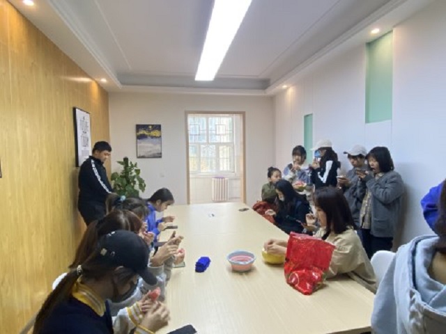 【完满班级】散播青春 燃烧激情——远景1804班10月完满班级活动