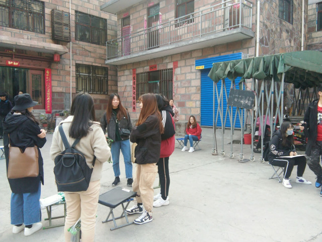 【完满班级】登高望远 一路同行——艺术传媒学院环境设计1702班举办完满班级活动