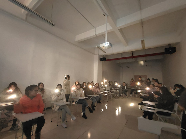 【完满班级】动手动脚 入心入脑——淬炼商学院完满班级活动