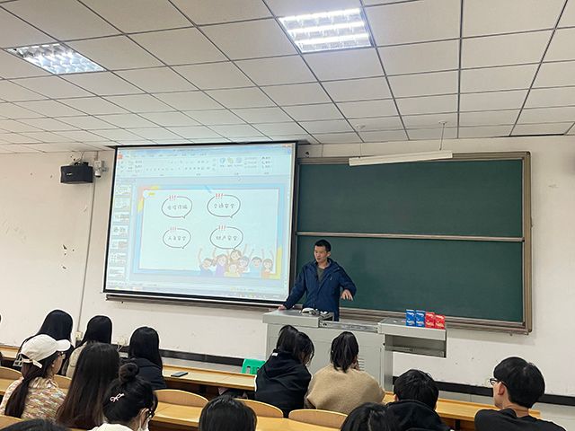 【辅导员说完满】安全在心 警钟长鸣——艺术传媒学院2022级视觉(专升本)辅导员说完满活动