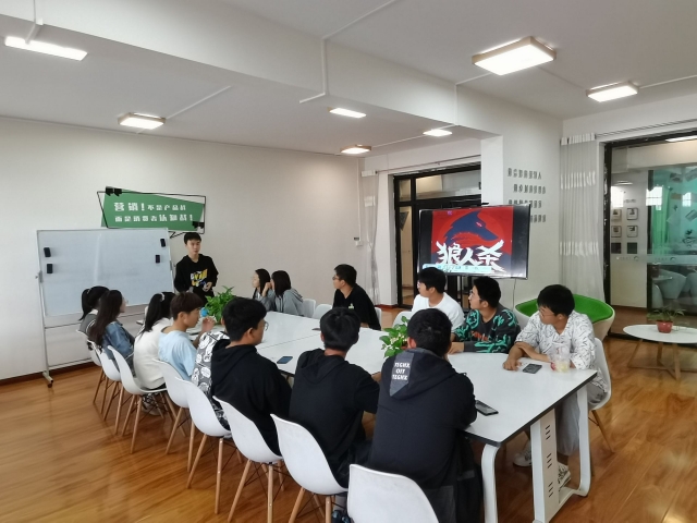 头脑风暴 血雨腥风——智能工程学院第一届“与狼共舞”狼人杀争霸赛