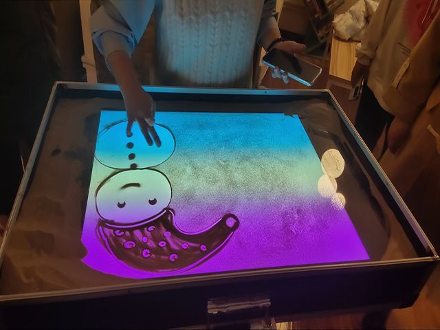 【B类社团】指尖艺术 魅力沙画 ——V沙画社沙画情景制作活动