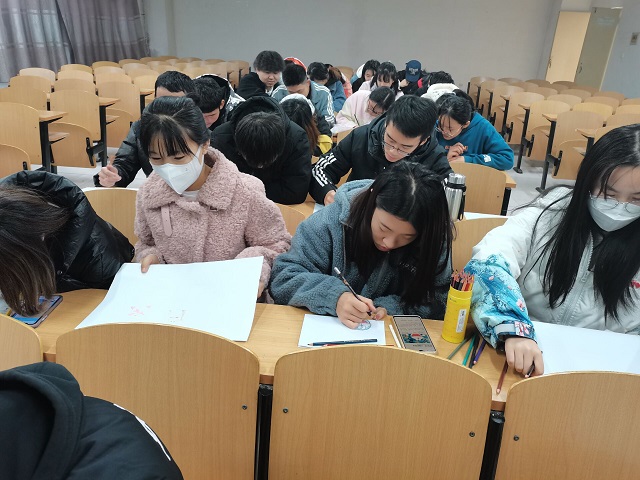 【完满班级】“手绘文化 创意工坊”创意手绘大比拼——食品与环境学院生技2002班完满班级活动