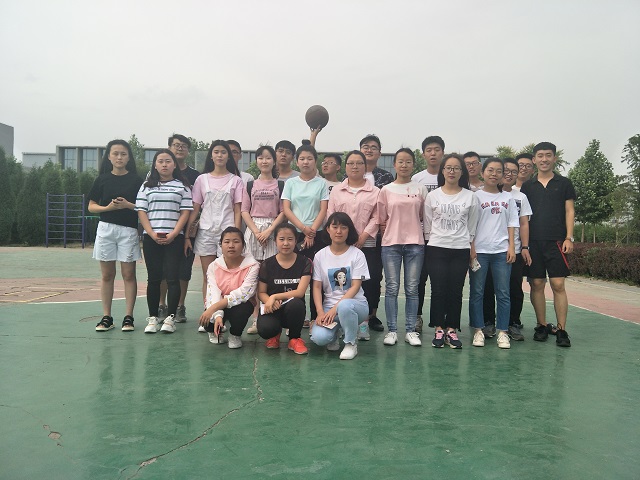 【完满班级】百舸争流 书写青春——淬炼商学院六月完满班级主题活动（四）