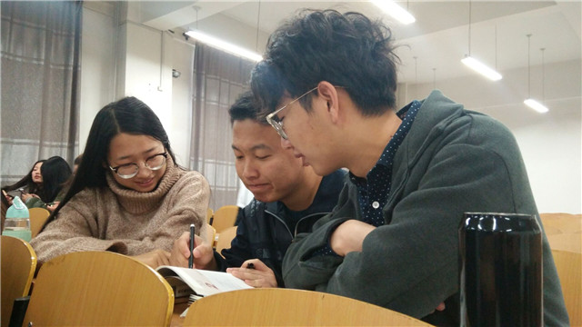 【完满班级】历经千帆 青春无问东西——淬炼商学院十月完满班级主题活动（八十）