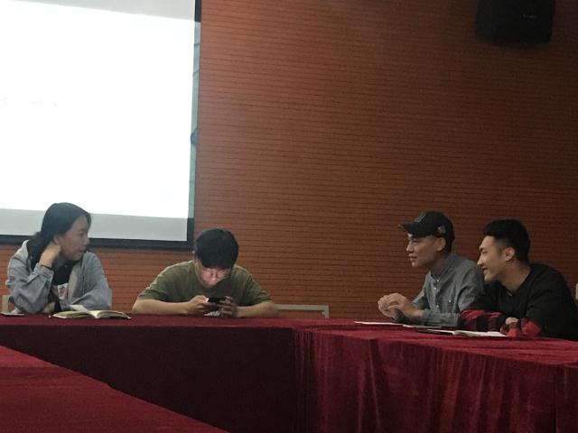 “有一种时光 踏遍了岁月”艺术实践模块期中总结大会——努力向上吧 星星就躲藏在你的灵魂深处