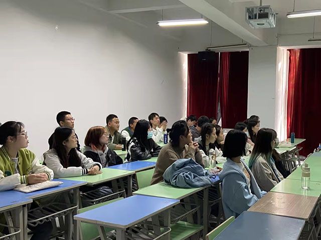 【完满班级】严谨求实 勤奋进取——艺术传媒学院视觉传达设计专升2106班完满班级活动