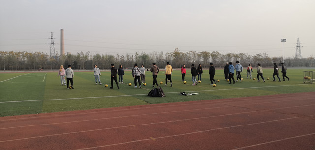 【完满班级】扬竞技之风 展青春风采——淬炼商学院基层班级开展竞技体育比赛