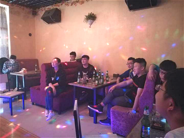 【缤纷百团】调酒社举办“故事与酒”社团活动与您浪漫相约