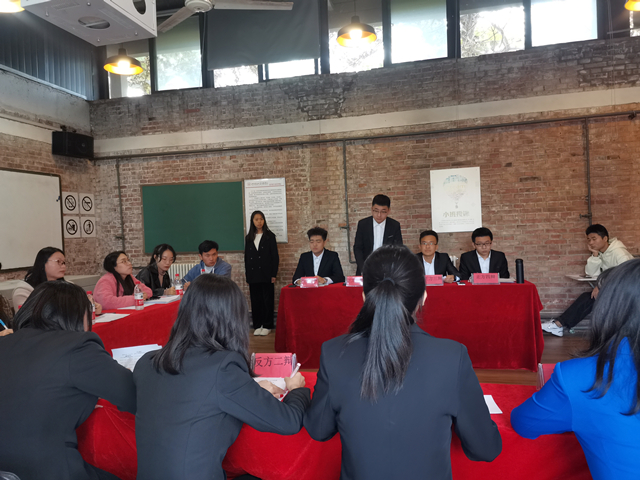 唇枪舌战 谁与争锋——远景学院第九届“纵横思辩”辩论赛