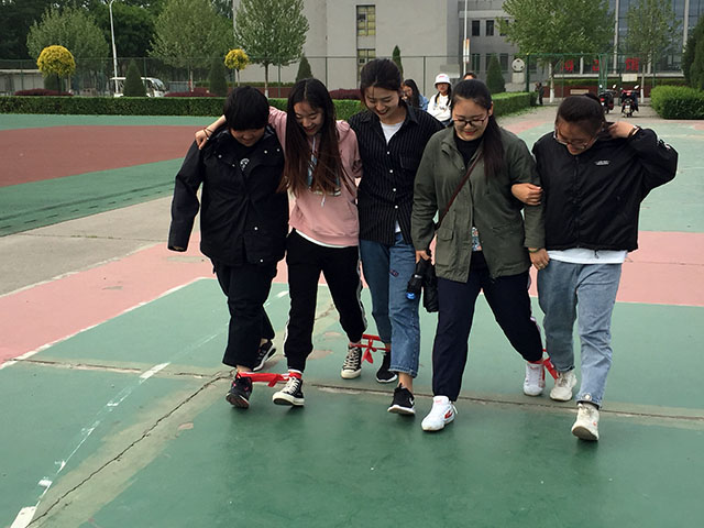 【完满班级】绽放青春 体验五四——艺术传媒学院视觉1801班主题团日活动