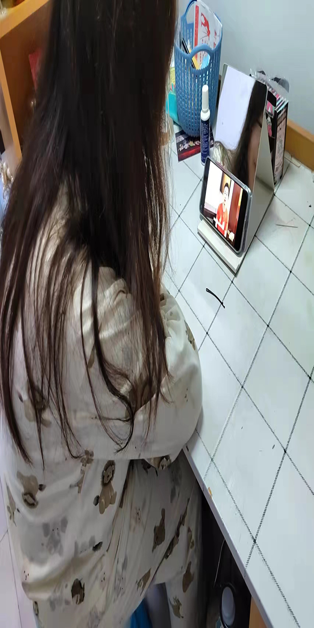 【完满班级】学雷锋精神做榜样青年——艺术传媒学院视觉传达2102班完满活动