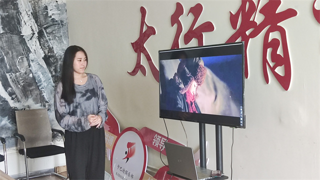 【完满团支部】“五四青春 强国有我”读书观影分享会——淬炼·国际商学院会计2004完满团支部活动