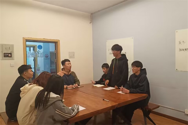 持续与省内高校队伍对话交流 我校辩论队建设成果初现