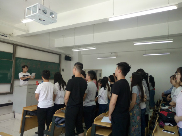 【完满班级】唱跳俱佳  显我风采 ——淬炼商学院六月完满班级主题活动（十四）