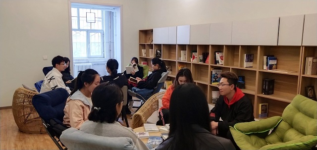 国庆记忆，回忆祖国壮丽70年——远景1805班举办完满班级活动