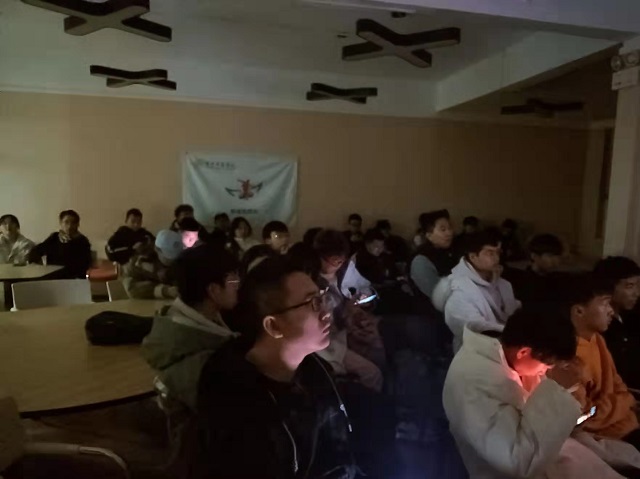 【完满班级】走进影院 爱上电影——大数据学院、信息工程学院软件工程2101班完满班级活动