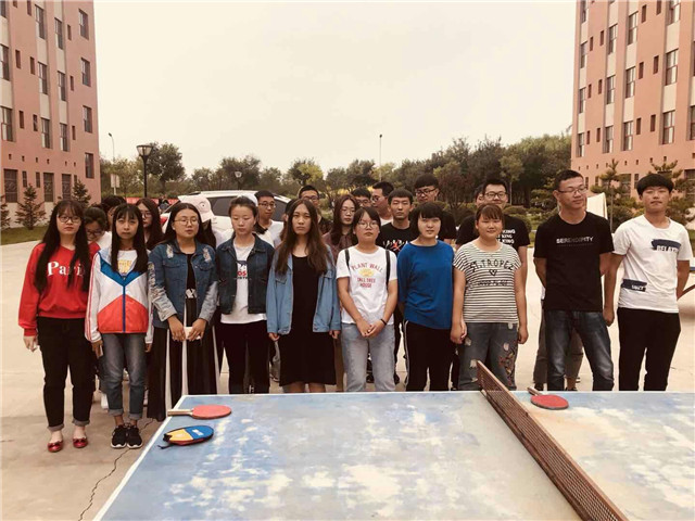 【完满班级】热血乒乓 汗洒青春——淬炼商学院九月完满班级主题活动（十九）