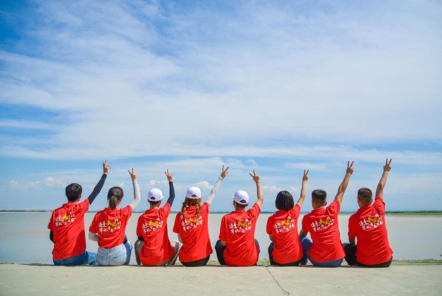 志愿之星•原嘉君:用温热的初心 触碰世界