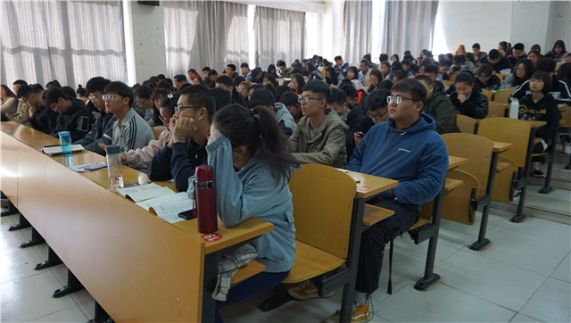 【辅导员说完满】将爱国进行到底——大数据学院、信息工程学院辅导员说完满