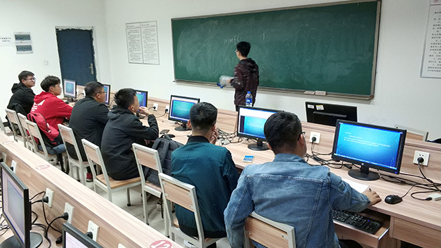 【社团快讯】Hello C语言!——IT客计算机协会C语言培训活动