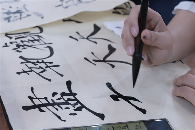 学长计划第1049期:执经叩问·悦读·大咖悦见·未来之书香浸年华——经济与管理学院第168期学长计划
