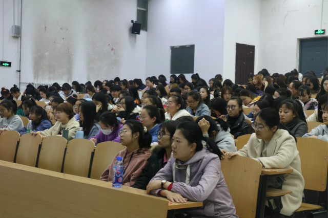 【辅导员说完满】理性消费 谨防诈骗——外语系2019级辅导员说完满