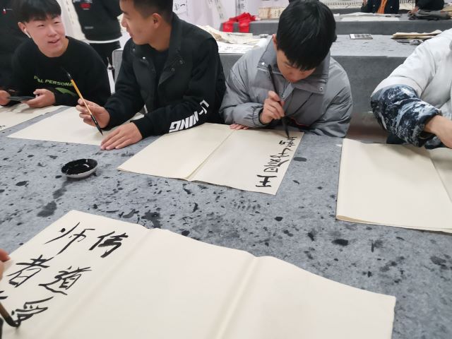 【完满班级】墨鸣生活  笔舞青春——大数据学院、信息工程学院软件2004班完满班级活动