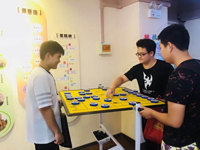 【完满班级】知牌慧行 以棋会友——艺术传媒学院环境设计1702、1703班举办完满班级活动