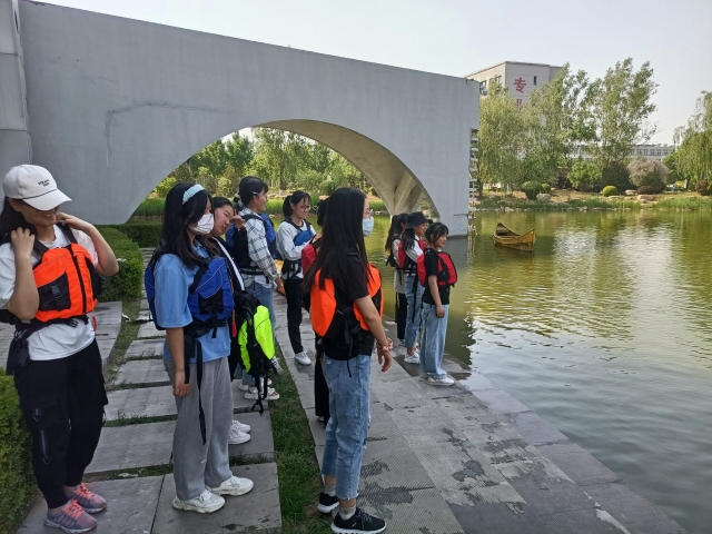 乘风破浪 右岸湖中浪涛尽——右岸湖上不一样的皮划艇