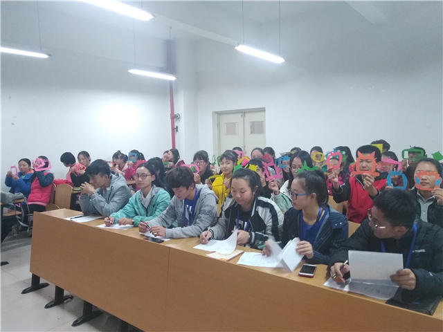 【完满班级】迈开步伐 践行公益——淬炼商学院举办“善”行青春主题活动（七）