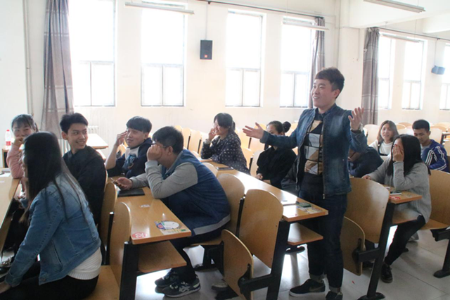 骨干班群策群力  献计如何创办好一场活动——完满教育学生骨干培养计划第三期培训班开展主题讨论会