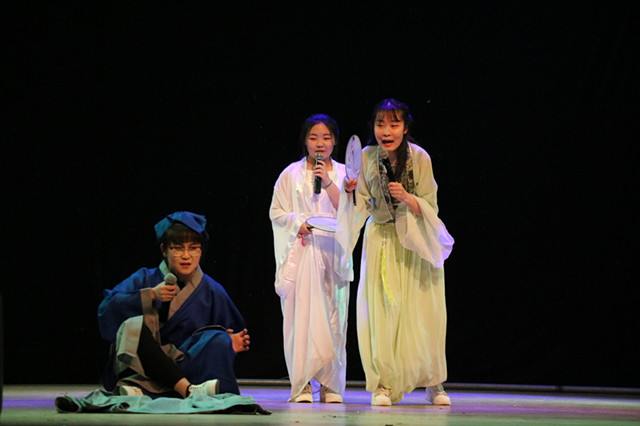 一场盛世之约 传递经典——第86期乌马河周末文化广场之“向经典致敬”主题晚会