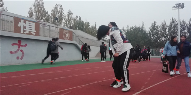 【完满班级】心语星愿 愿你的青春如夏花绚烂——经济与管理学院十月完满班级活动纪实（十二）