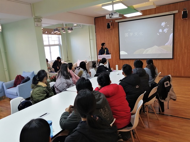 【完满班级】搭建心间桥梁 绽放青春之花——经济与管理学院十二月完满班级活动纪实（二）