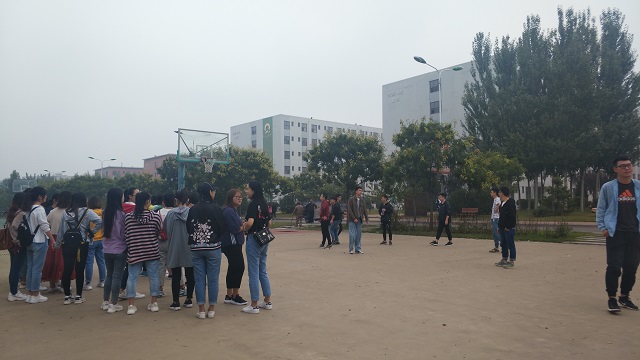 【完满班级】青春无悔 共赴梦想——淬炼商学院九月完满班级主题活动（十六）