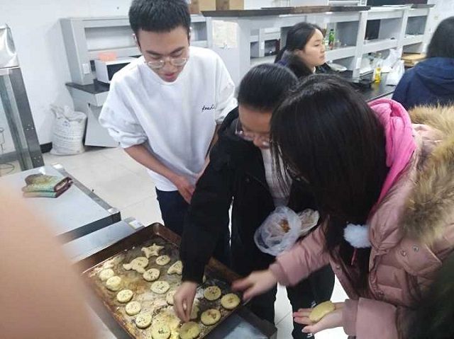 【完满班级】心动不如行动——食品与环境学院食安1702完满班级活动