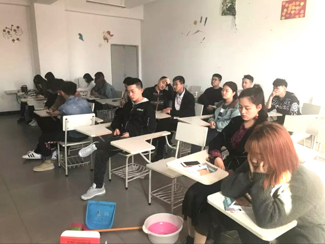 艺术传媒学院三月完满班级活动总集