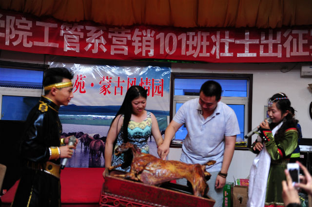 工管系营销101班“携手梅苑,文明毕业”之旅纪实