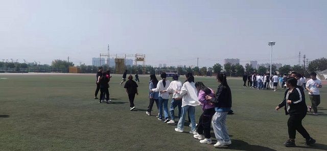 【完满班级】重温经典 忆童年——艺术传媒学院环设2001班